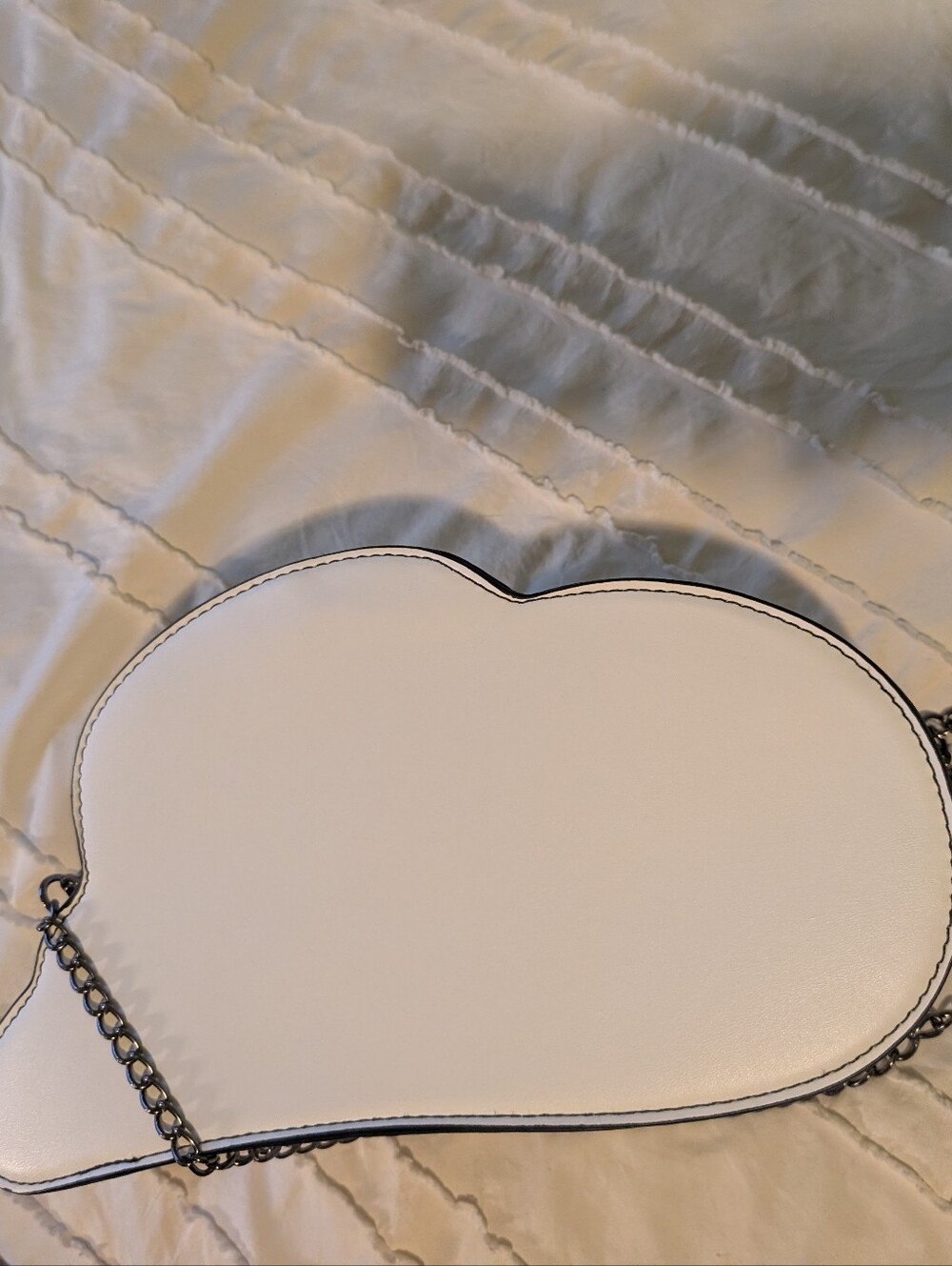 Cowboy Hat-Shaped Shoulder Bag in White and Black (3 For $25⭐) - Picture 5 of 10